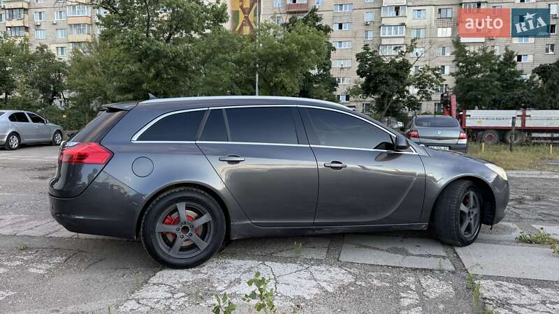 Универсал Opel Insignia 2012 в Киеве