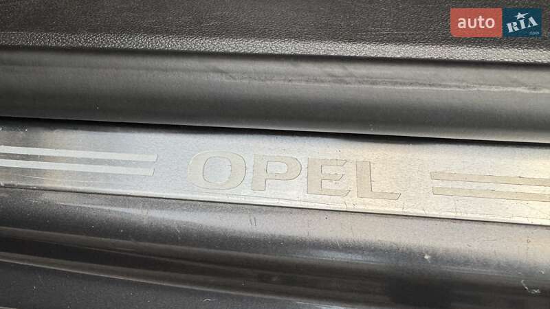 Универсал Opel Insignia 2012 в Киеве