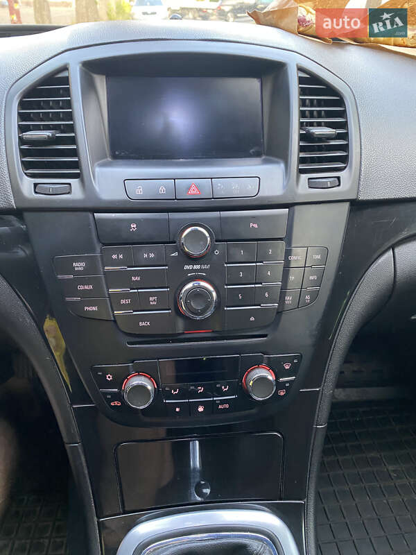 Универсал Opel Insignia 2010 в Киеве