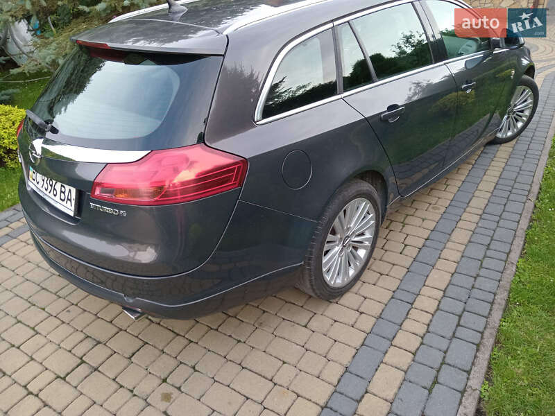 Універсал Opel Insignia 2013 в Львові