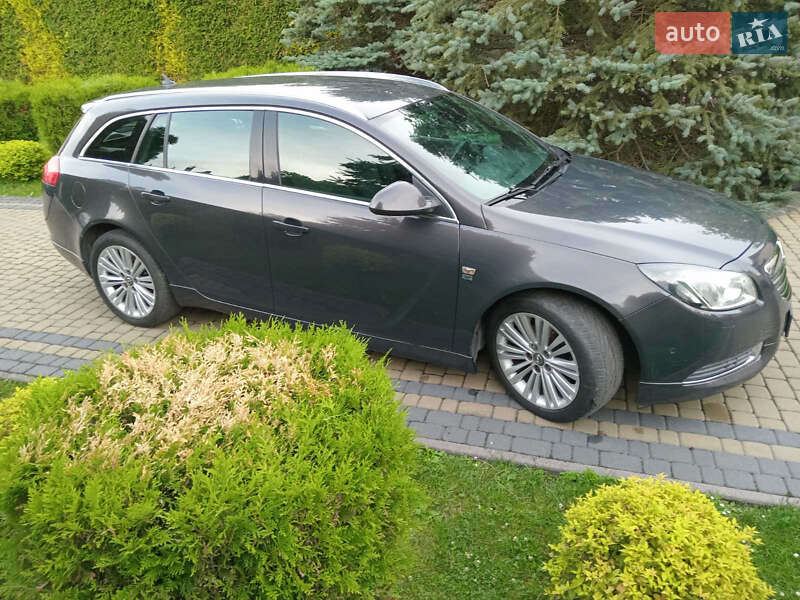 Універсал Opel Insignia 2013 в Львові