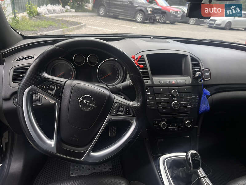 Универсал Opel Insignia 2011 в Львове