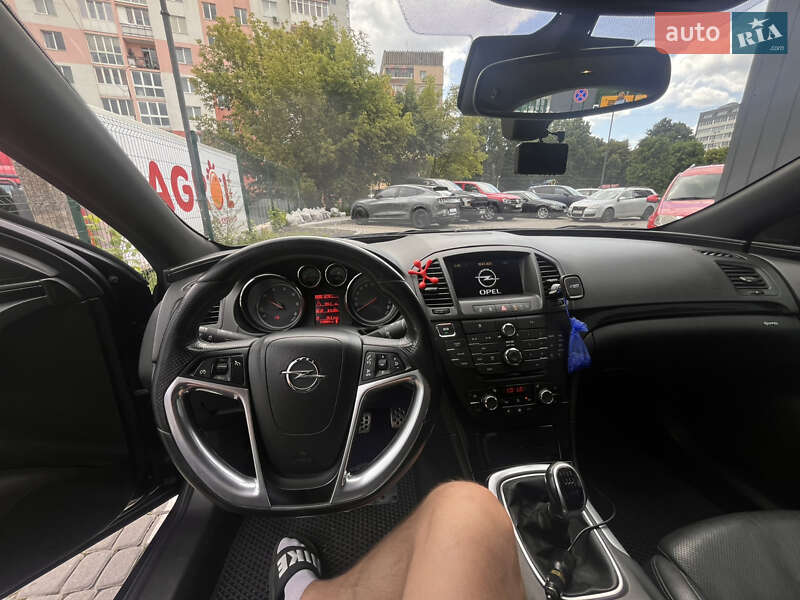 Универсал Opel Insignia 2011 в Львове