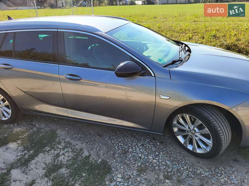 Opel Insignia 2021