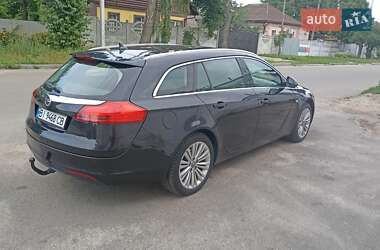 Универсал Opel Insignia 2012 в Прилуках