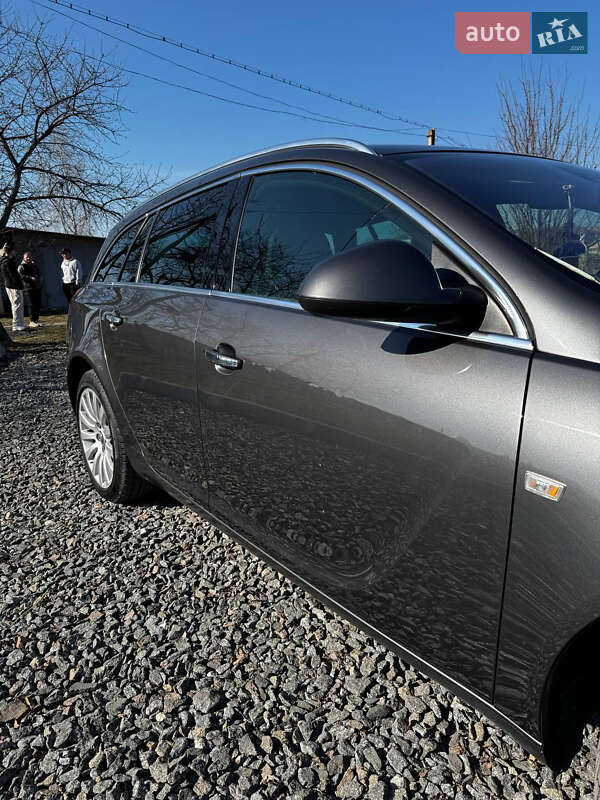 Универсал Opel Insignia 2010 в Хмельницком