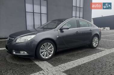 Ліфтбек Opel Insignia 2012 в Хусті