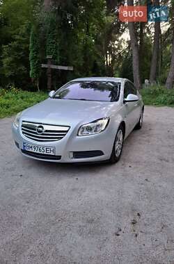 Седан Opel Insignia 2009 в Тростянце