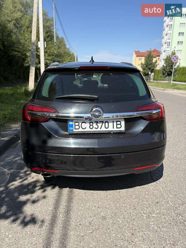 Универсал Opel Insignia 2015 в Львове