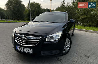 Универсал Opel Insignia 2009 в Новояворовске