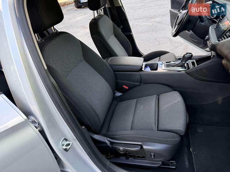 Универсал Opel Insignia 2017 в Звягеле