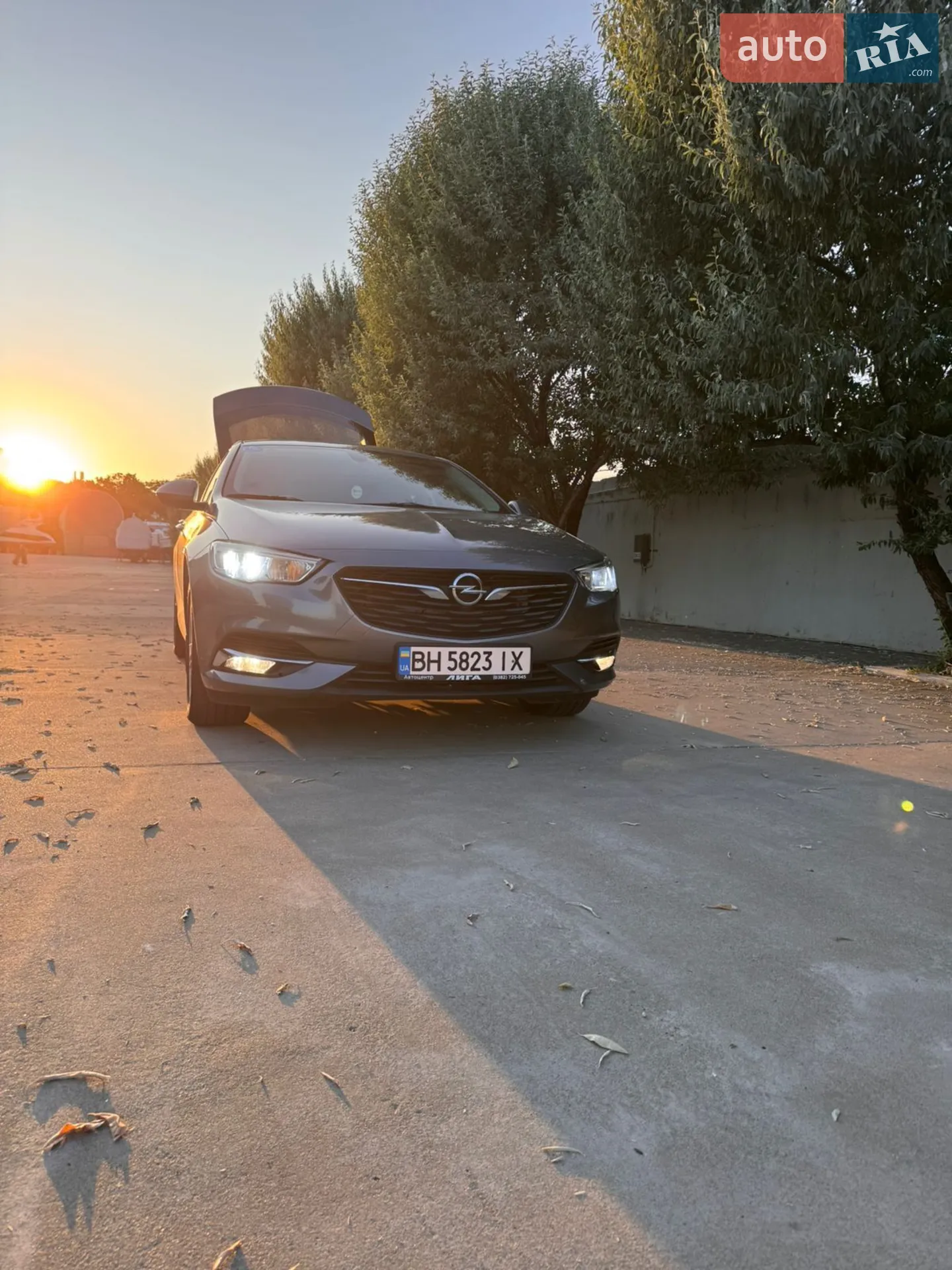 2017 Opel Insignia - мініатюра 2