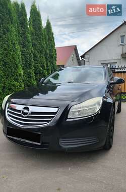 Универсал Opel Insignia 2009 в Новояворовске