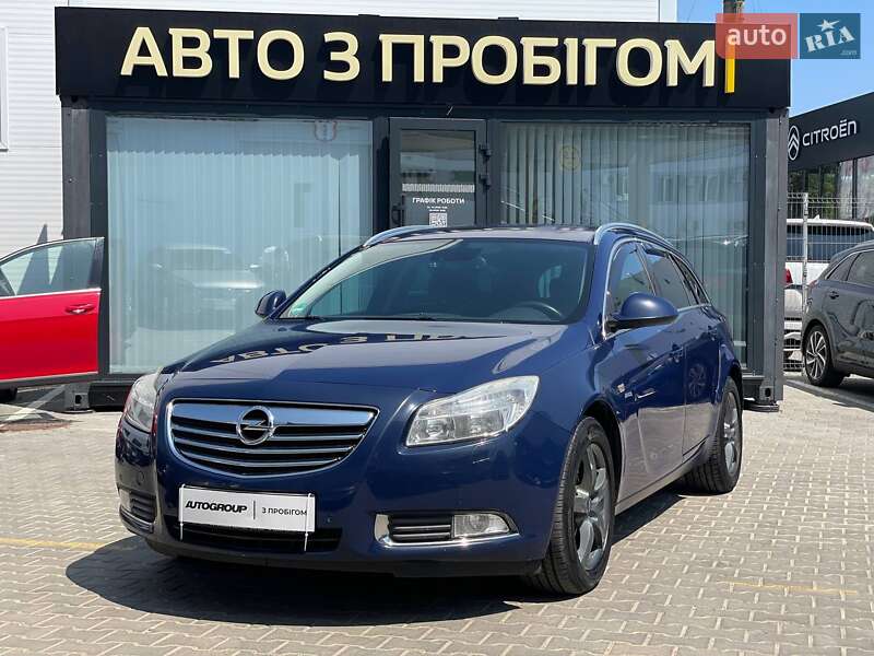 Opel Insignia 2011