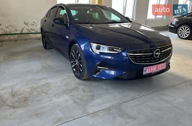 Лифтбек Opel Insignia 2020 в 