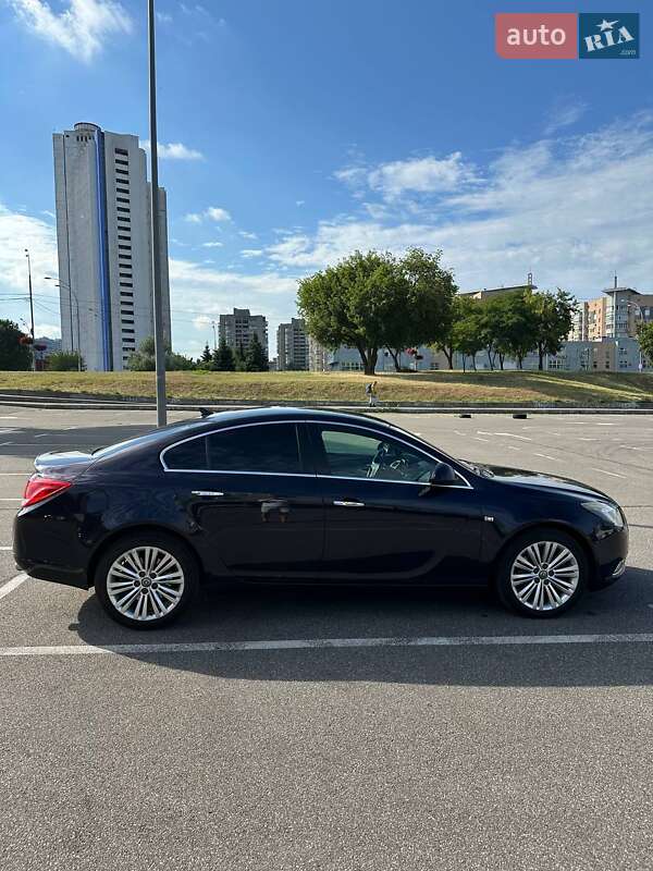 Седан Opel Insignia 2012 в Киеве фото 6 Седан Opel Insignia 2012 в Киеве