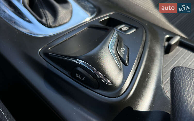 Седан Opel Insignia 2014 в Львові фото 21 Седан Opel Insignia 2014 в Львові