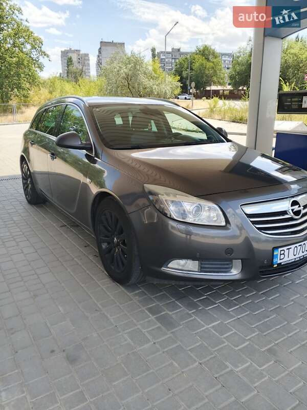 Універсал Opel Insignia 2009 в Миколаєві