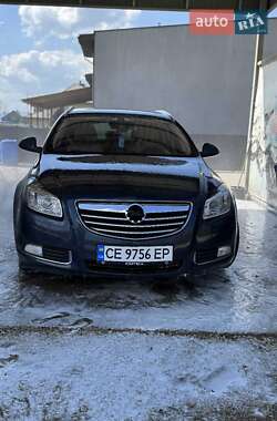 Универсал Opel Insignia 2010 в Сторожинце