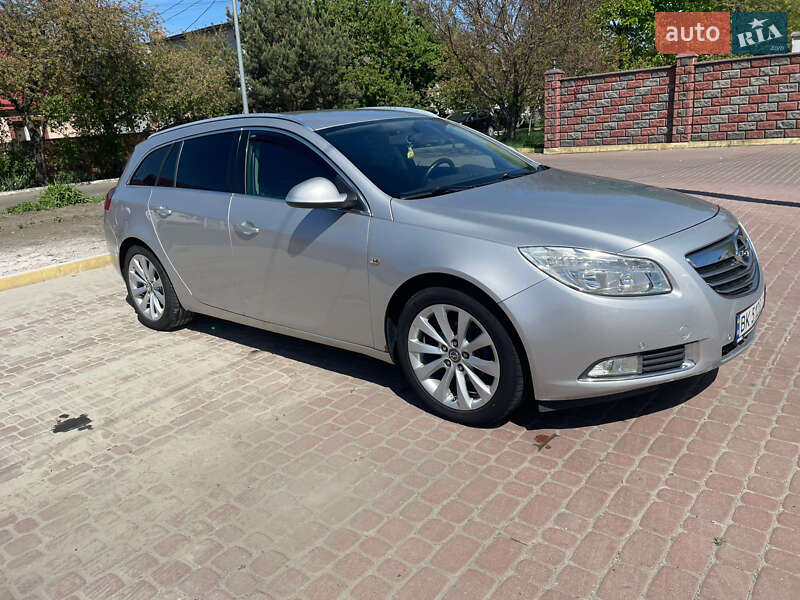 Універсал Opel Insignia 2009 в Рівному фото Універсал Opel Insignia 2009 в Рівному