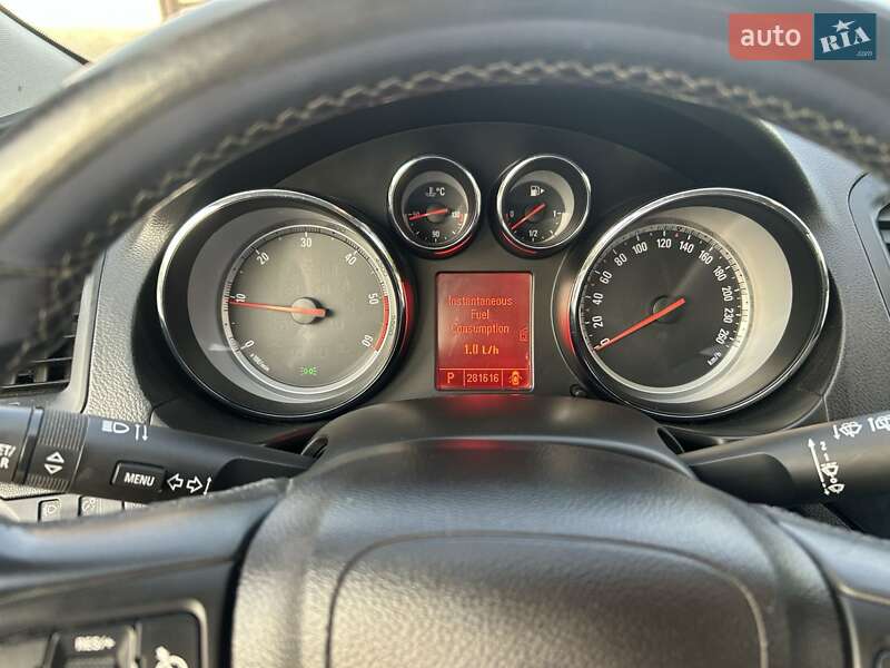 Універсал Opel Insignia 2011 в Могилів-Подільському