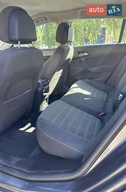 Универсал Opel Insignia 2010 в 