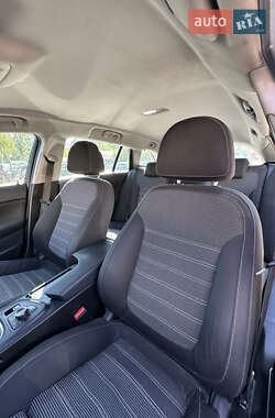 Универсал Opel Insignia 2010 в 