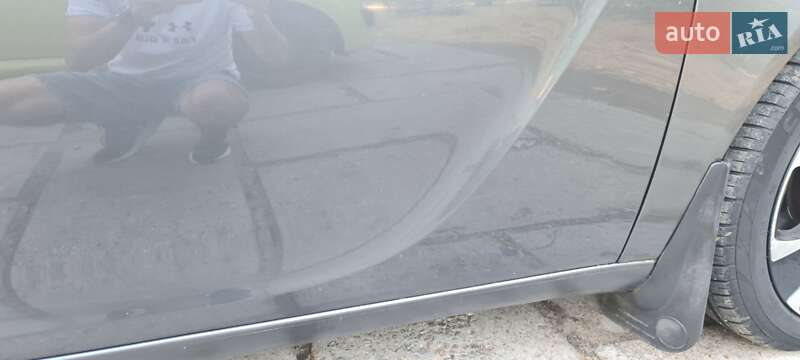 Седан Opel Insignia 2009 в Миколаєві