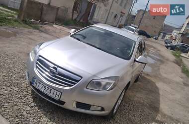 Универсал Opel Insignia 2013 в Калуше