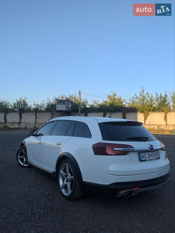 Універсал Opel Insignia 2015 в Луцьку