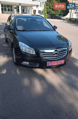 Універсал Opel Insignia 2010 в Чернігові