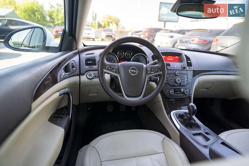 Универсал Opel Insignia 2012 в Киеве фото 15 Универсал Opel Insignia 2012 в Киеве