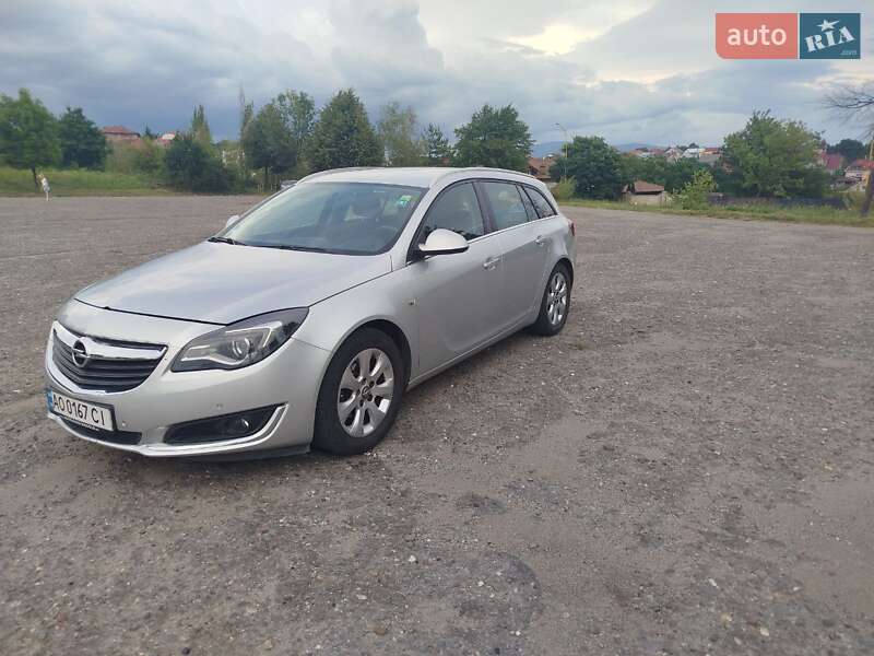 Универсал Opel Insignia 2016 в Ужгороде