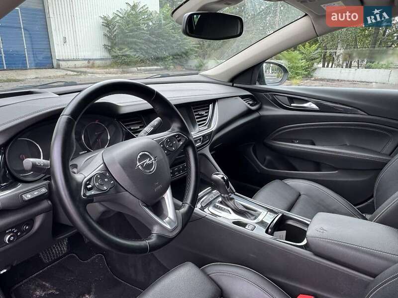 Лифтбек Opel Insignia 2017 в Николаеве