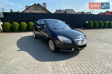 Седан Opel Insignia 2011 в Львове