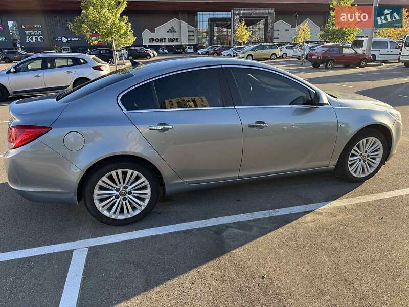 Седан Opel Insignia 2013 в Киеве фото 4 Седан Opel Insignia 2013 в Киеве