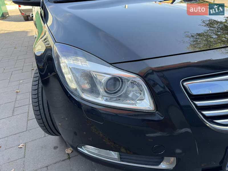 Универсал Opel Insignia 2012 в Ровно