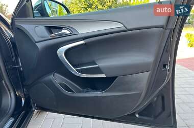 Універсал Opel Insignia 2011 в 
