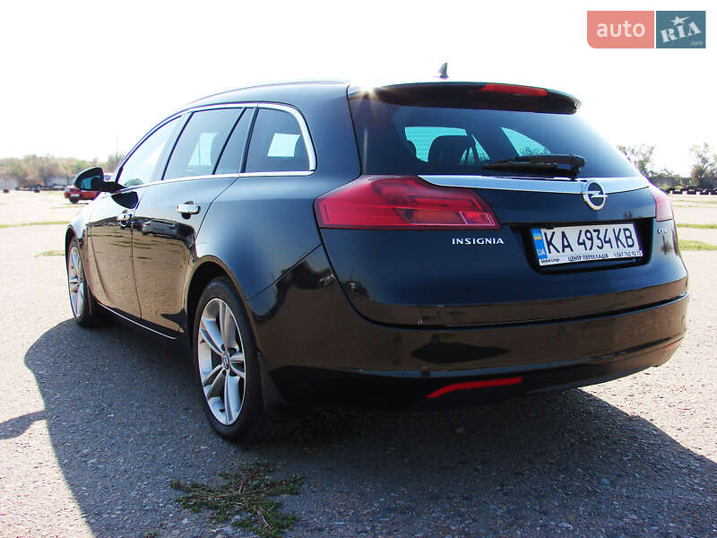 Універсал Opel Insignia 2013 в Одесі