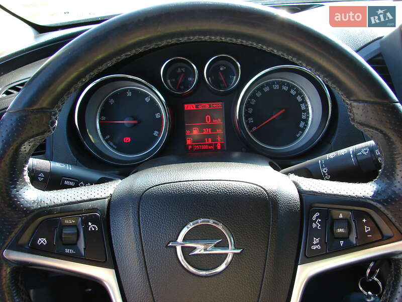 Універсал Opel Insignia 2013 в Одесі