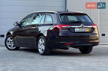 Универсал Opel Insignia 2016 в 