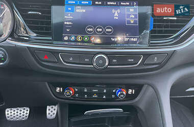 Универсал Opel Insignia 2020 в 