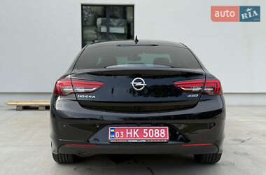 Лифтбек Opel Insignia 2020 в 