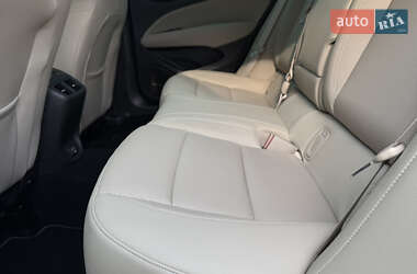 Лифтбек Opel Insignia 2020 в 