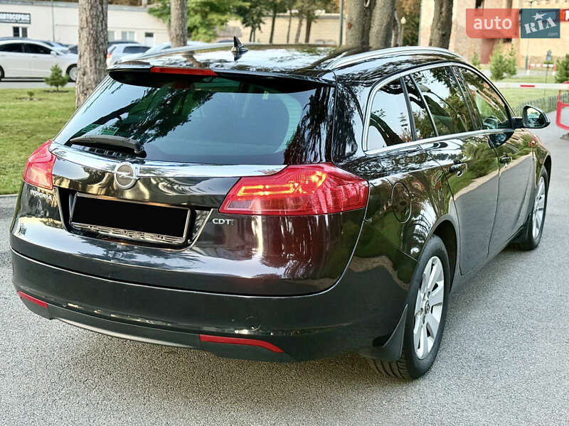 Универсал Opel Insignia 2010 в Харькове
