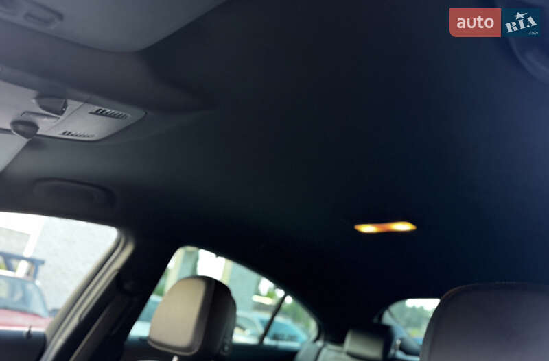Лифтбек Opel Insignia 2013 в Житомире