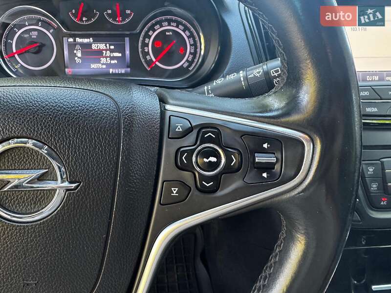 Универсал Opel Insignia 2014 в Киеве