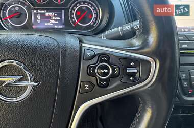 Универсал Opel Insignia 2014 в 