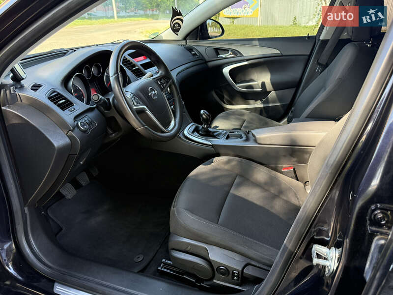 Седан Opel Insignia 2009 в Борисполе