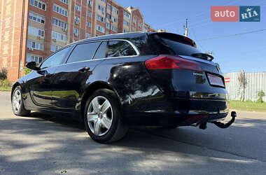 Универсал Opel Insignia 2009 в 